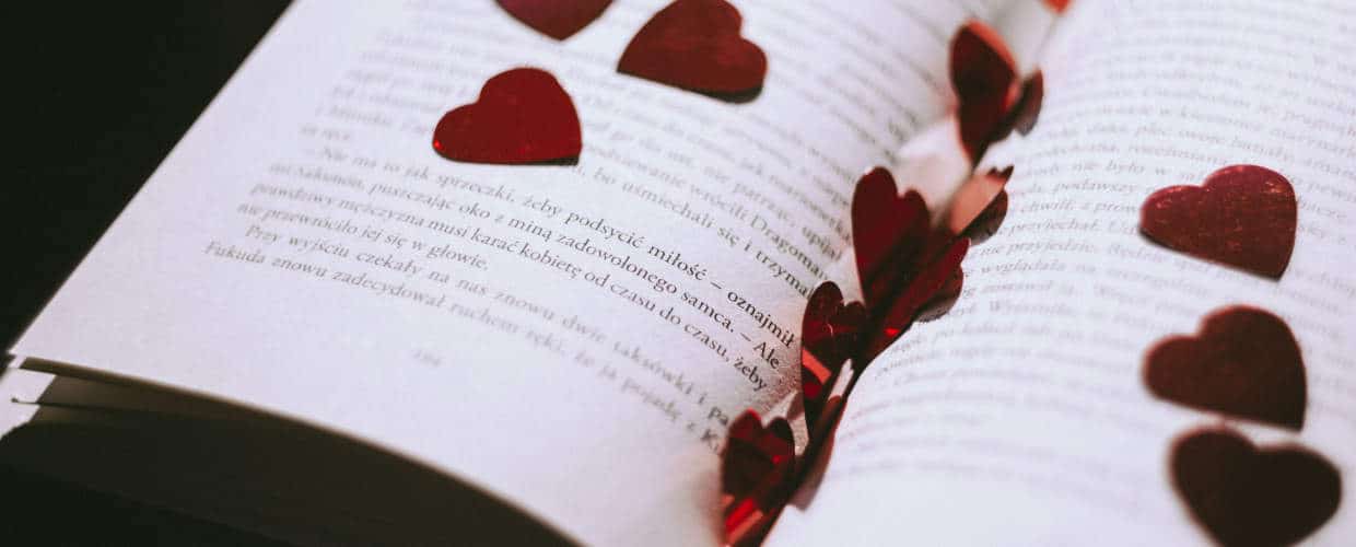 10 Creative Wedding Guest Book Ideas